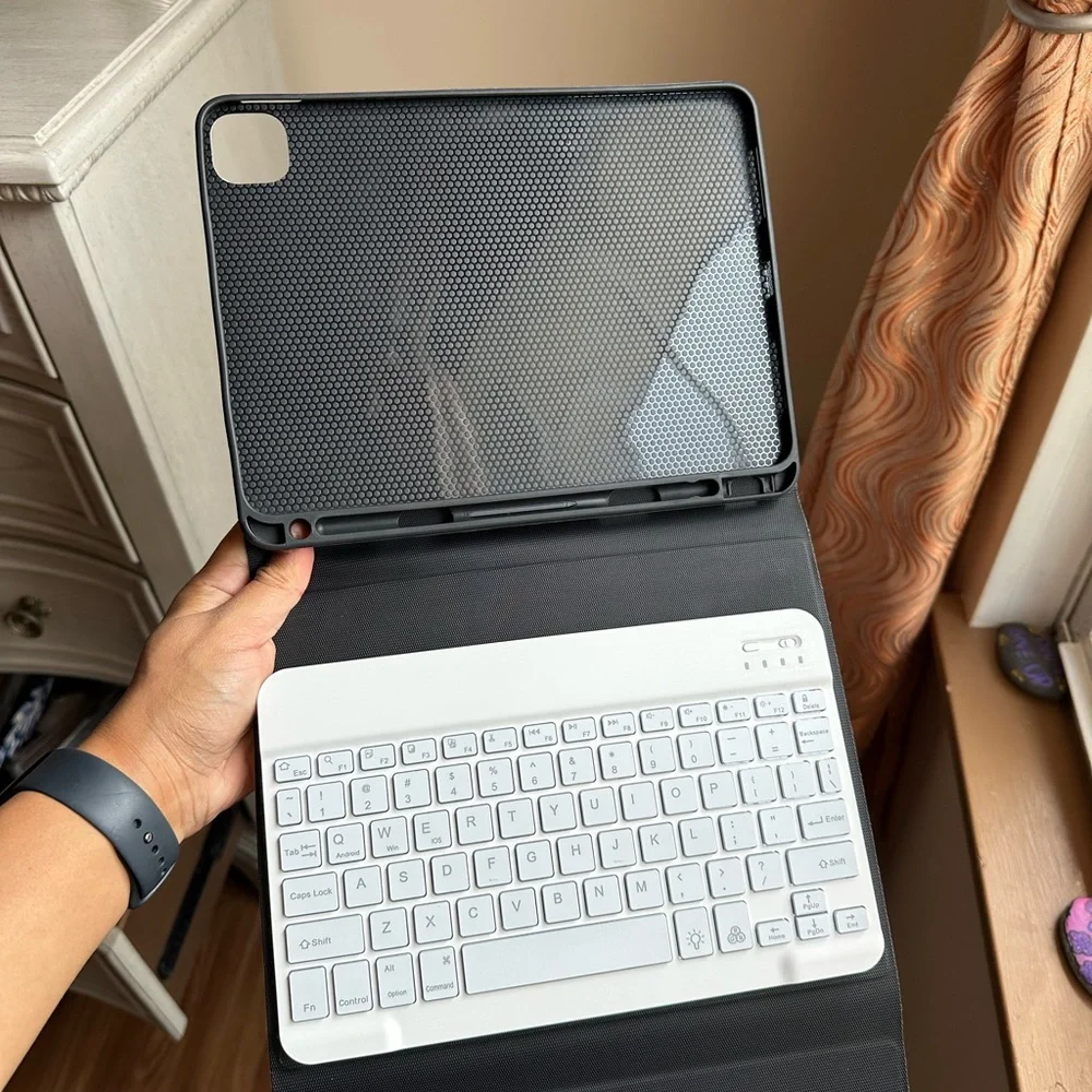 Rose Gold 10th Gen Tablet Case